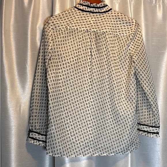 J Crew Elegant Black and White Women's Top size 10 - Picture 2 of 5